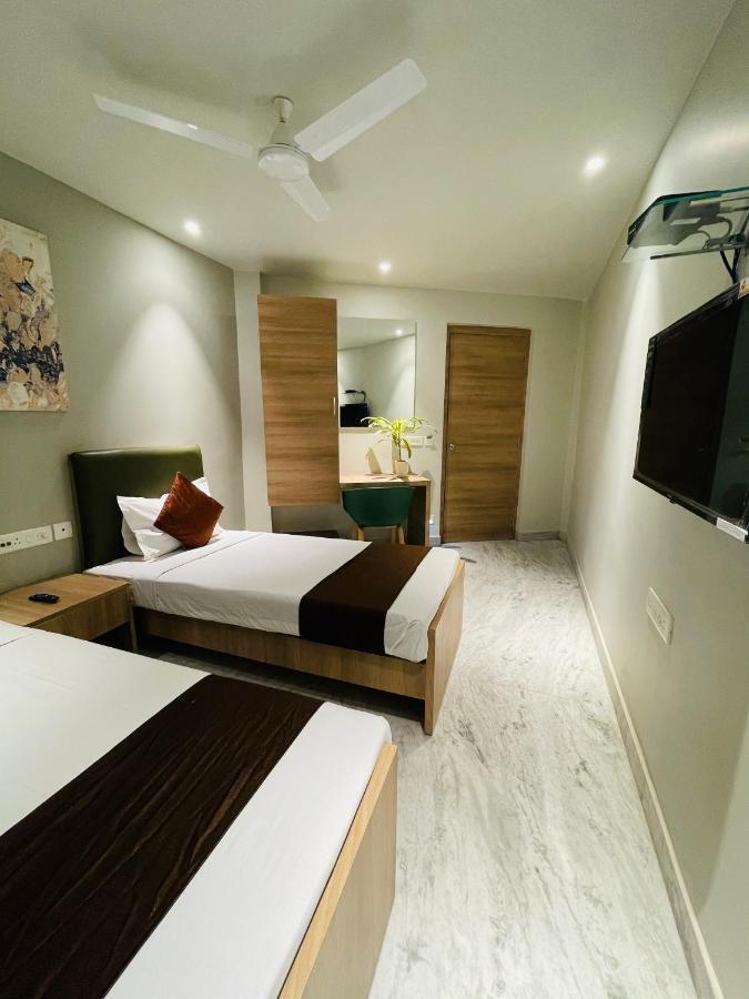 Hotel The Crest 콜카타 외부 사진